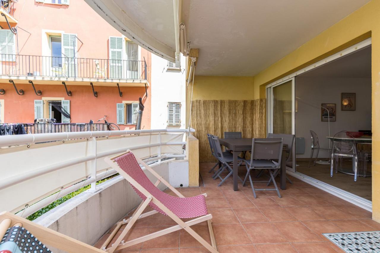 Large 2 Bdr At Port *