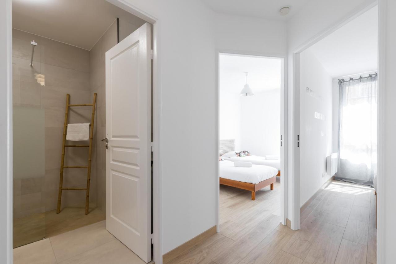 Large 2 Bdr At Port Apartment Nice