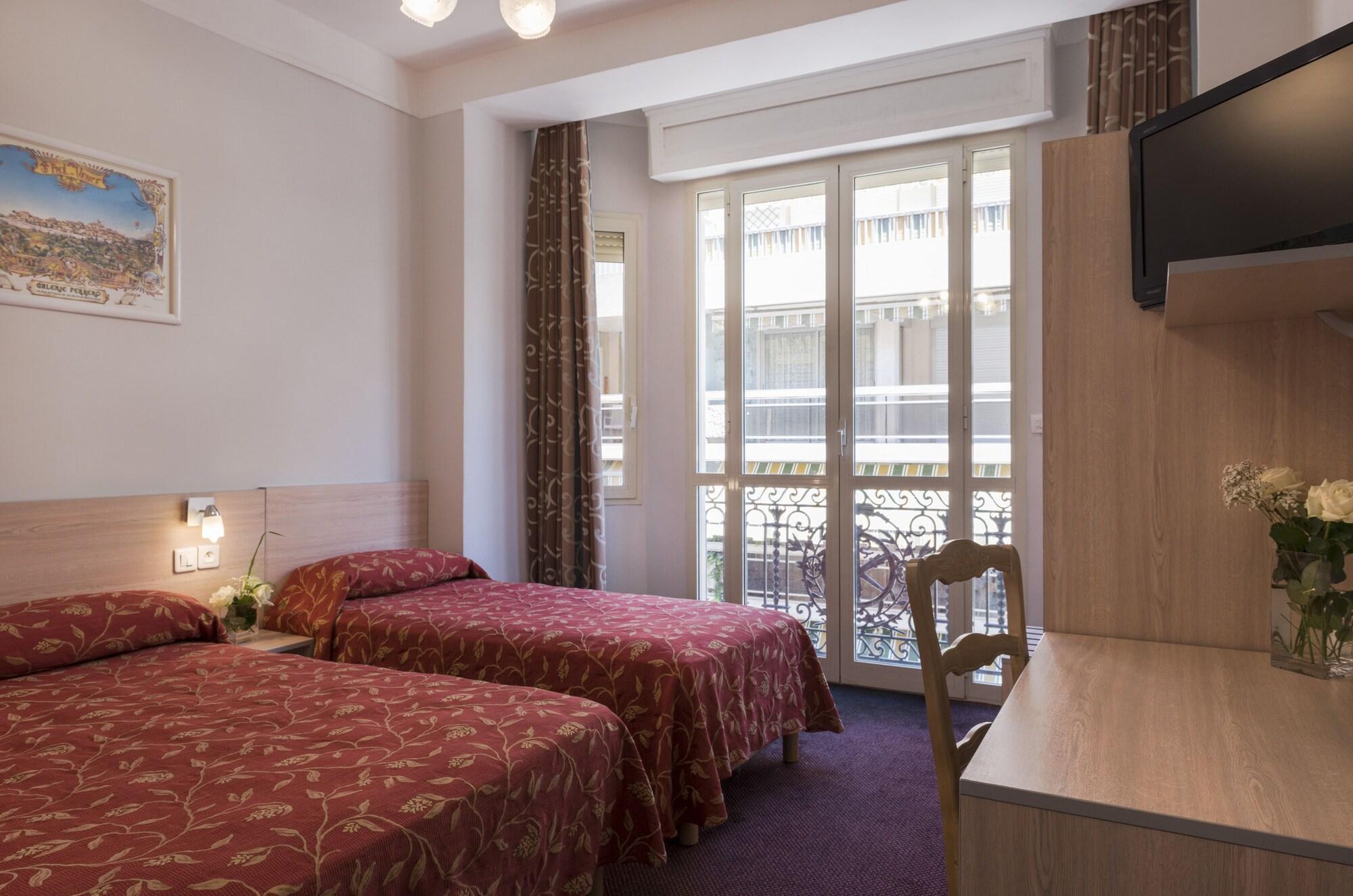 Little Palace Hotel 2*