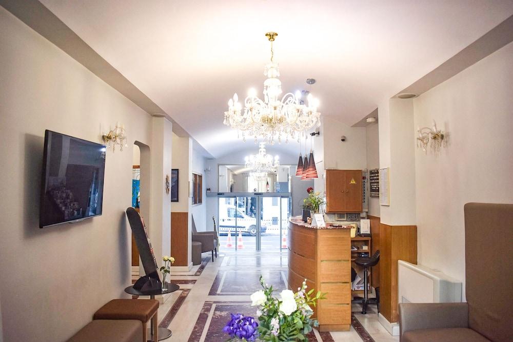 Hotel Little Palace