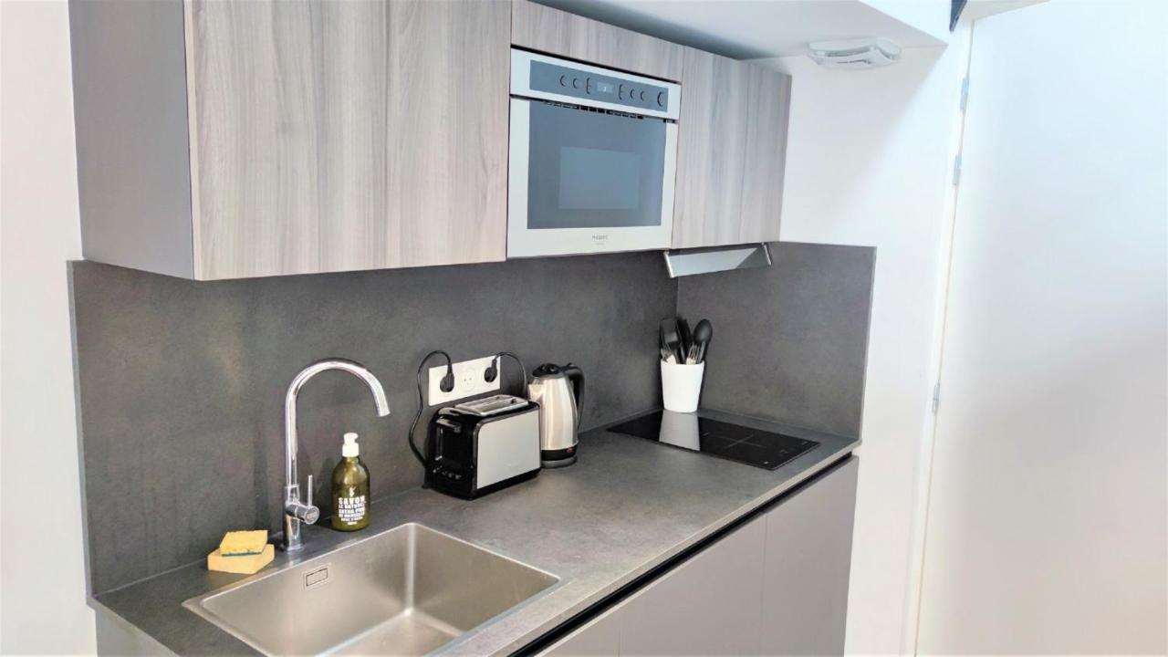 Apartment Delille Centre 14 *