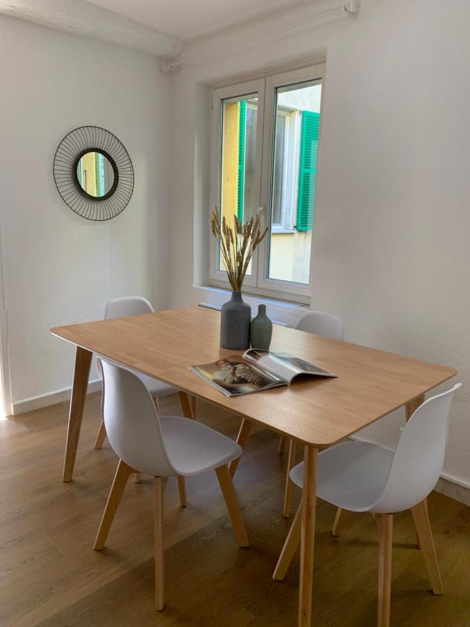 Superbe 3 Pieces Situe Dans Le Vieux-nice Apartamento