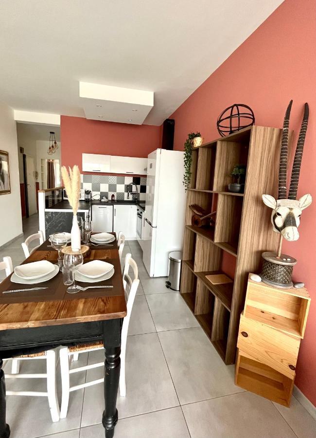 2 Bedrooms - Sea View * Nice