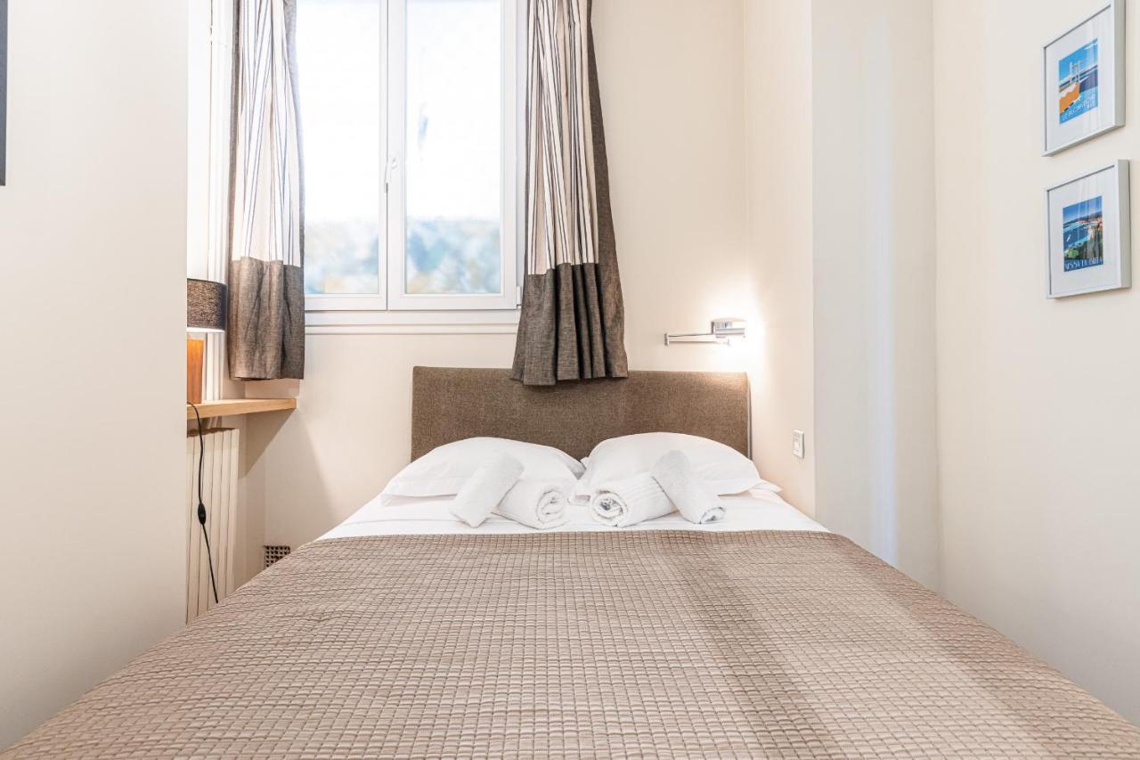 Outstanding View - Large 1 Bdr With Ac Apartment *