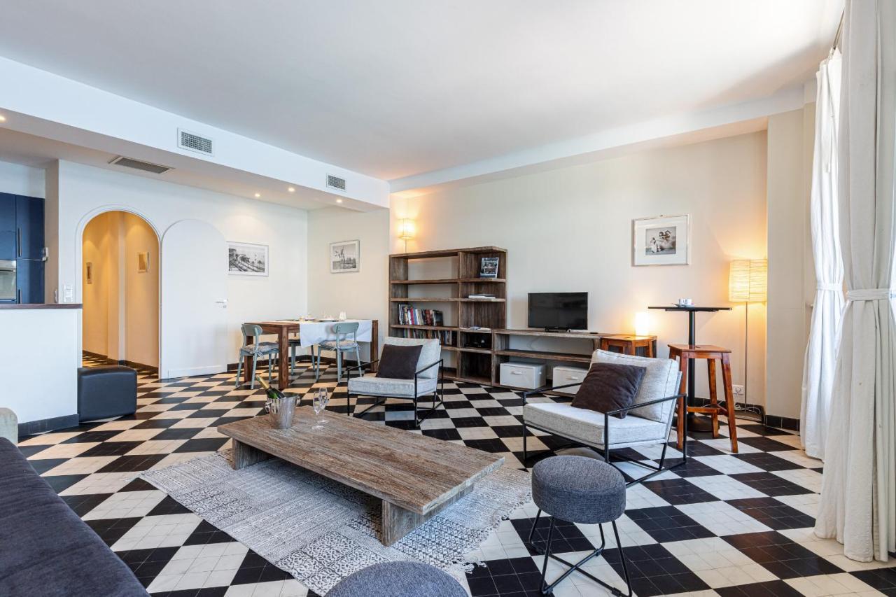 Outstanding View - Large 1 Bdr With Ac Nice