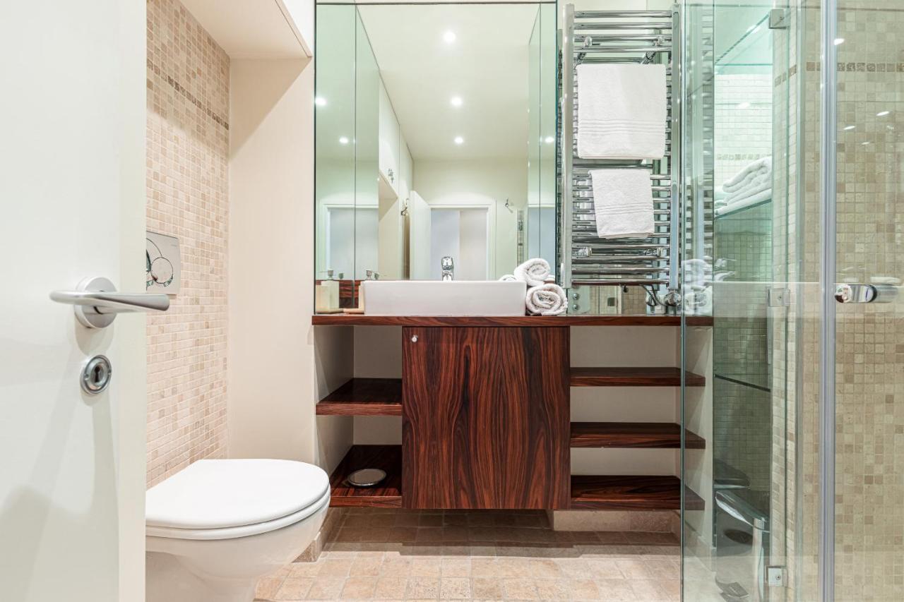 Apartment Outstanding View - Large 1 Bdr With Ac *