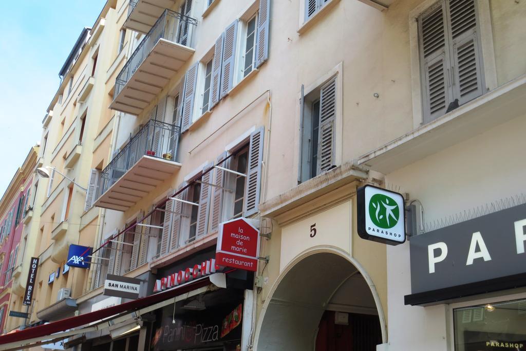 Apartment Interieurs-cour Nice