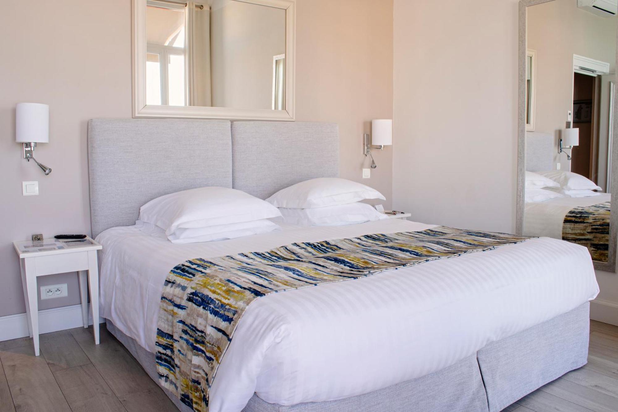 Suisse Hotel 4*