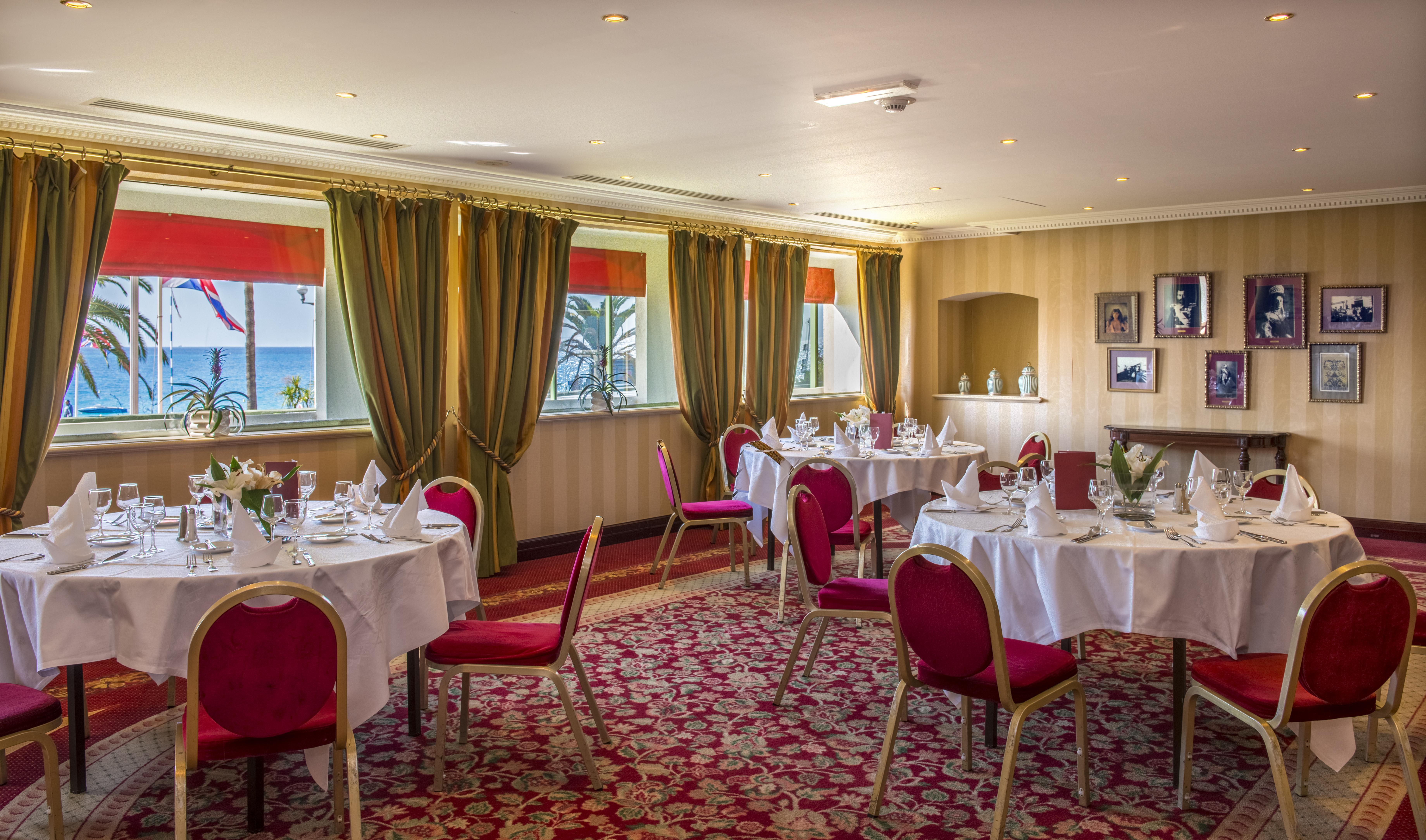 West End Promenade Hotel 4*