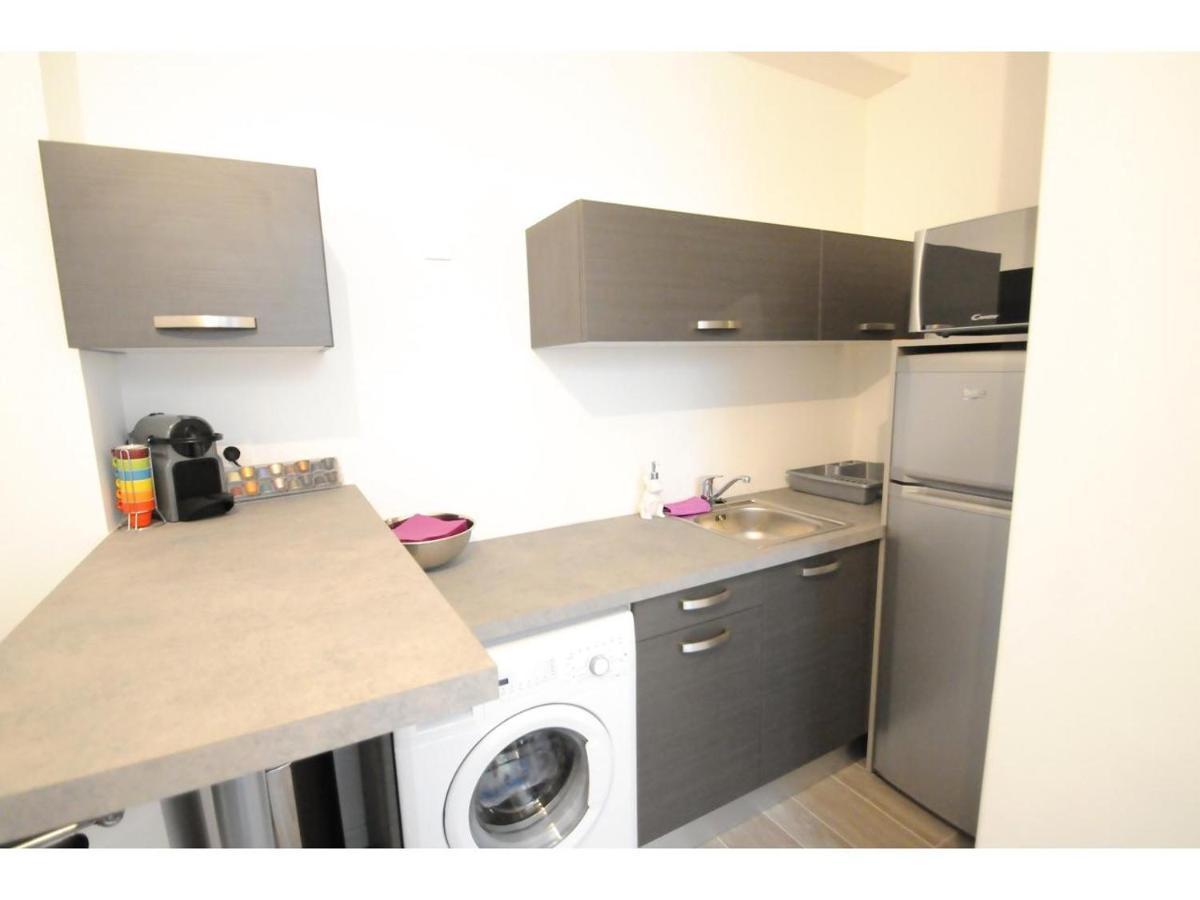 Superbe Meuble Cosy Avec Lit Superconfort Au Calme Jean Medecin Apartment Nice