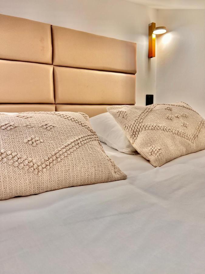 Duplex Le Gesu - Heart Of Old Town - Modern - Wifi - Clim Apartment