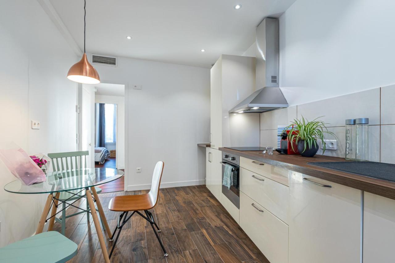 Apartment Le 323 Prom - Beachfront - Parking - Near Tram &supermarket - Ac - Washing Machine Nice