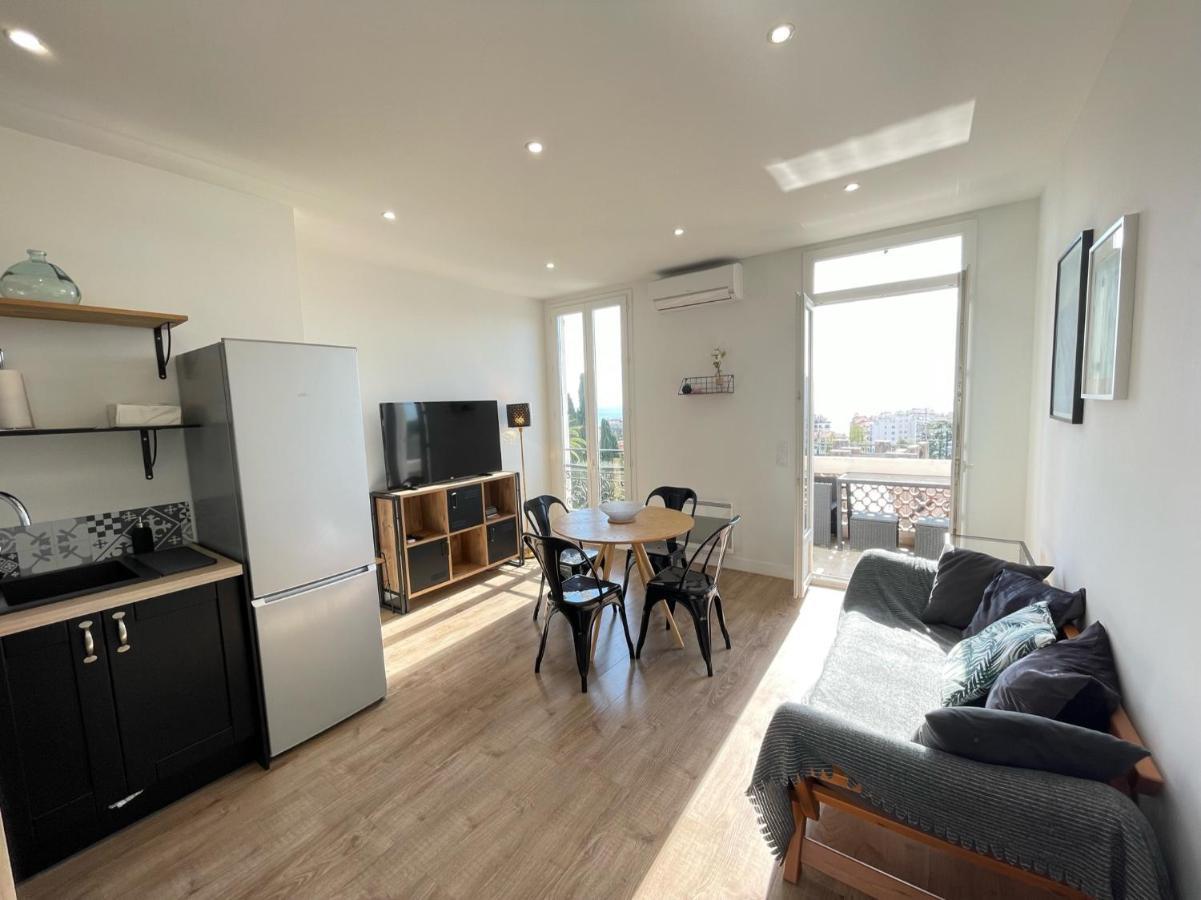 Apartamento Renting - Cambrai - Luxurious Sea View Terrasse - King Bed - Parking - Ac - Fully Equipped