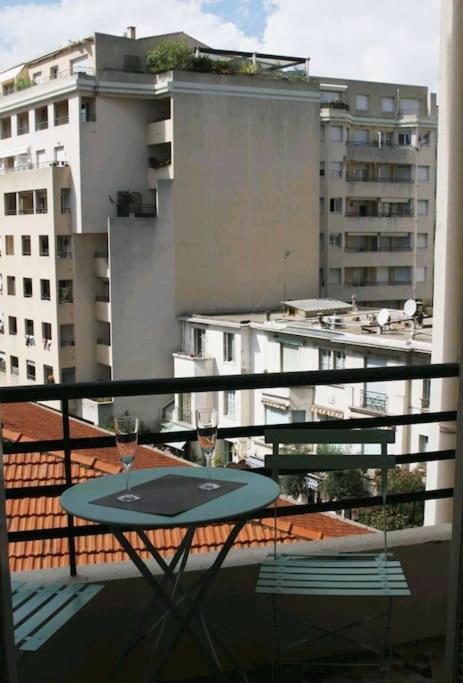 Appartement Central, Climatise, Proche Promenade Des Anglais. *