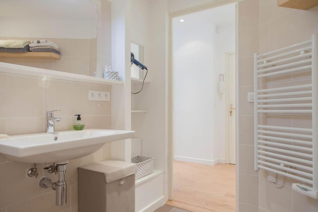 #28 1 Bdr Flat Ac Balcony Hper 10mins To & Old Town Appartement