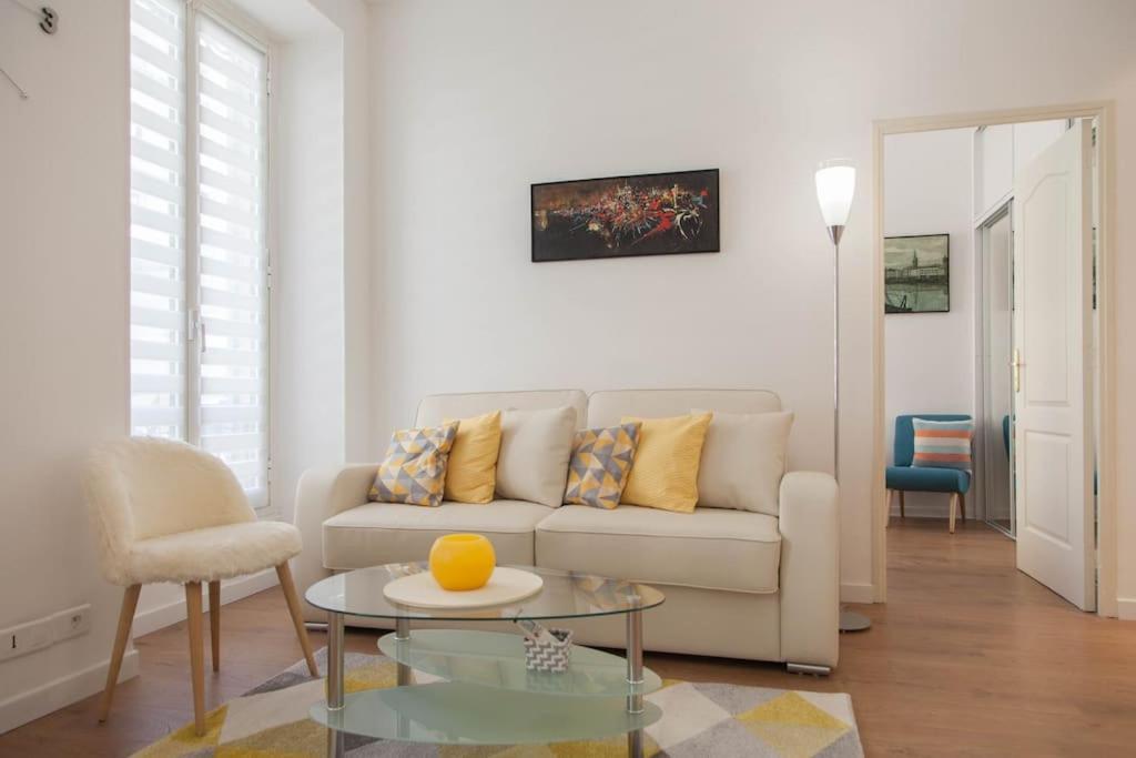 Appartement #28 1 Bdr Flat Ac Balcony Hper 10mins To & Old Town Nice