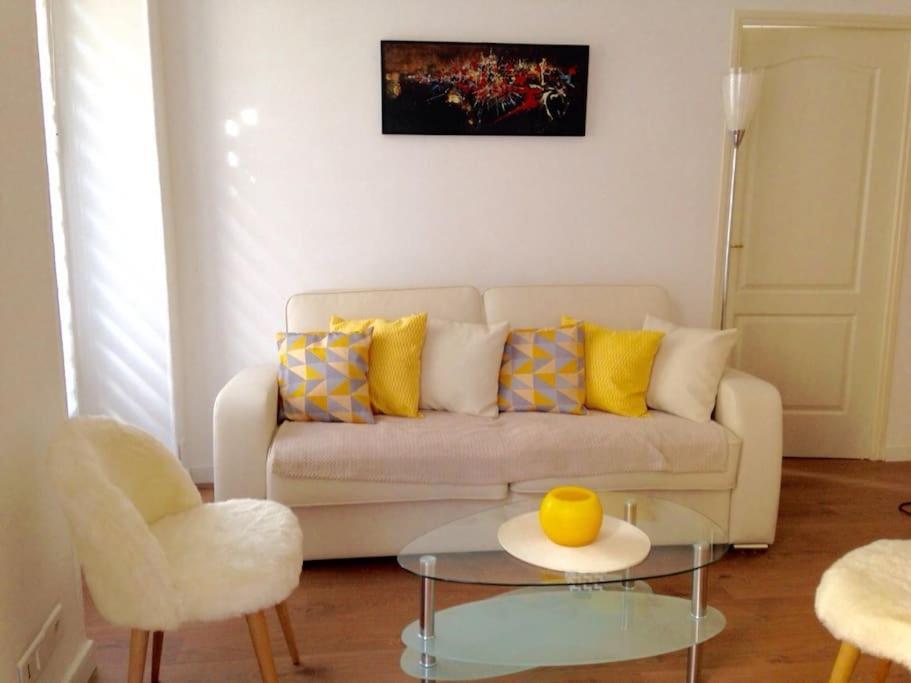 #28 1 Bdr Flat Ac Balcony Hper 10mins To & Old Town *