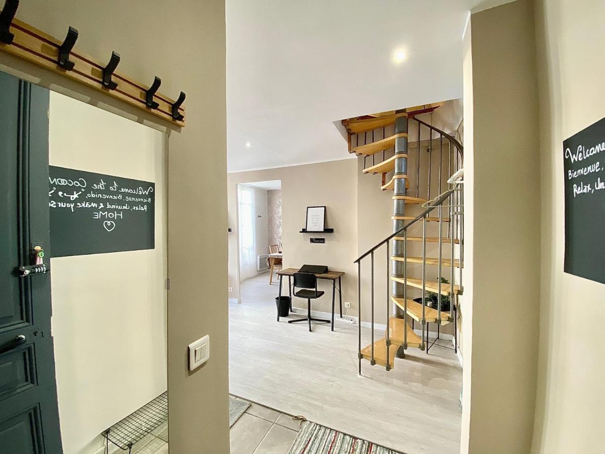 Lovely & Cozy Duplex Heart Of With Bathtub! * Nice