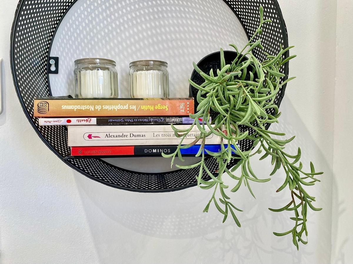 Lovely & Cozy Duplex Heart Of With Bathtub! Apartment