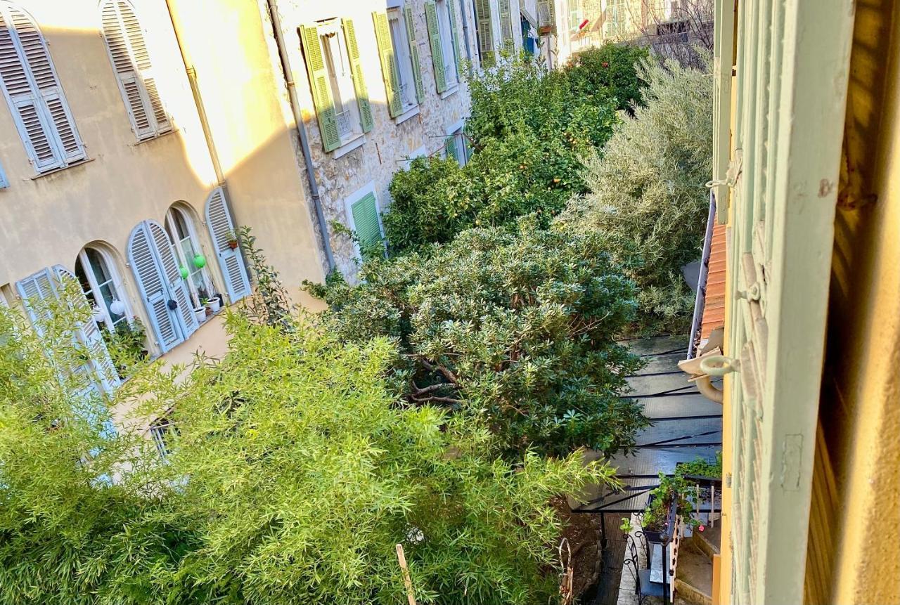 Lovely & Cozy Duplex Heart Of With Bathtub! Apartment