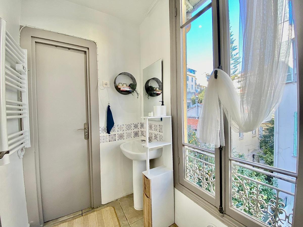 Apartment Lovely & Cozy Duplex Heart Of With Bathtub! Nice