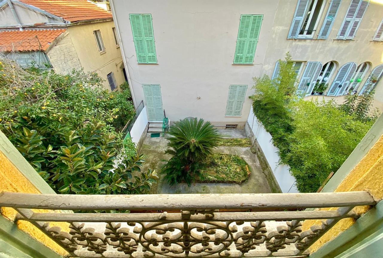 Lovely & Cozy Duplex Heart Of With Bathtub! Apartment