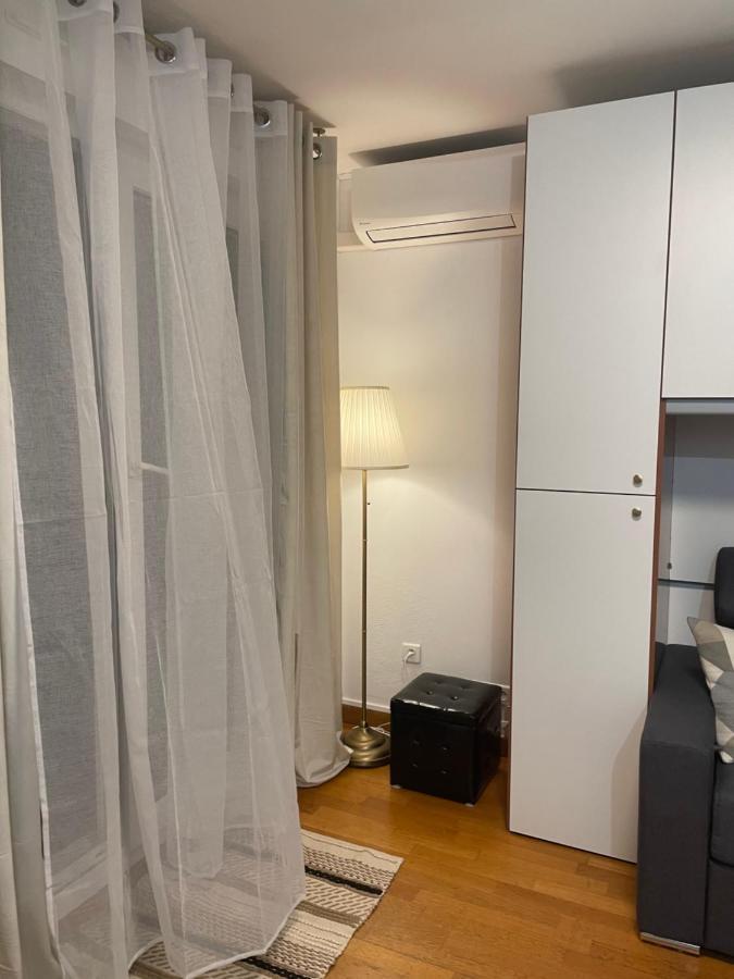 Apartment Centre