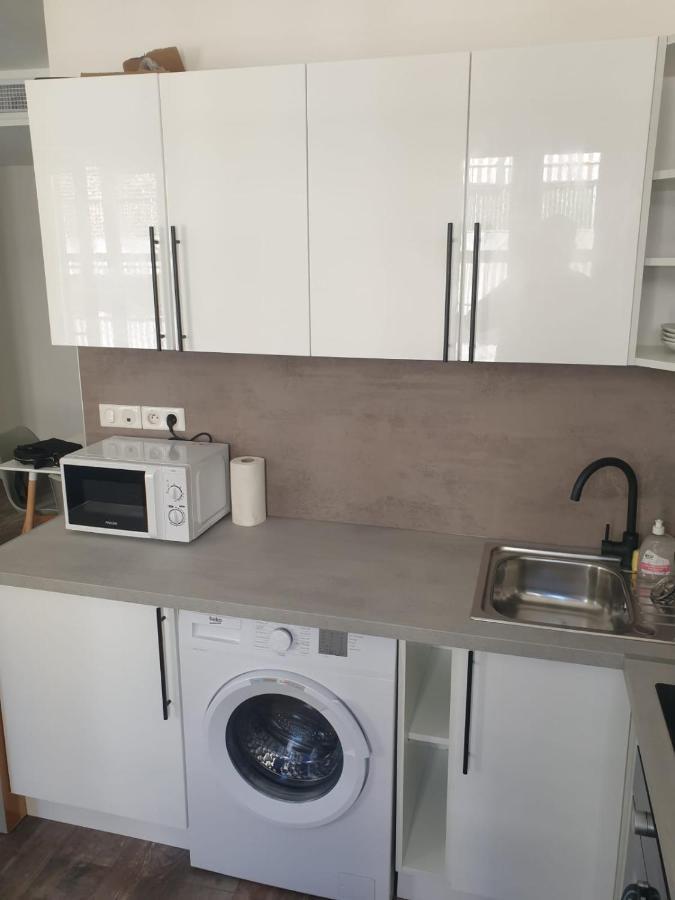 Apartment Air-conditioned And Free Wifi Next To Promenade Des