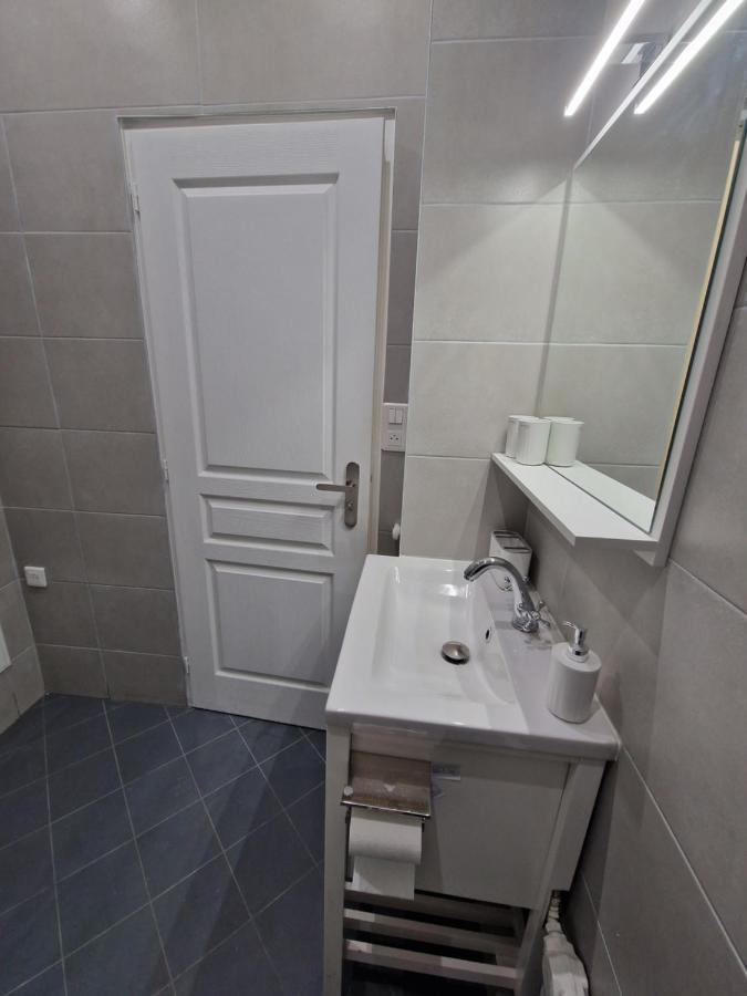 Rivoli Seaside Apartment *