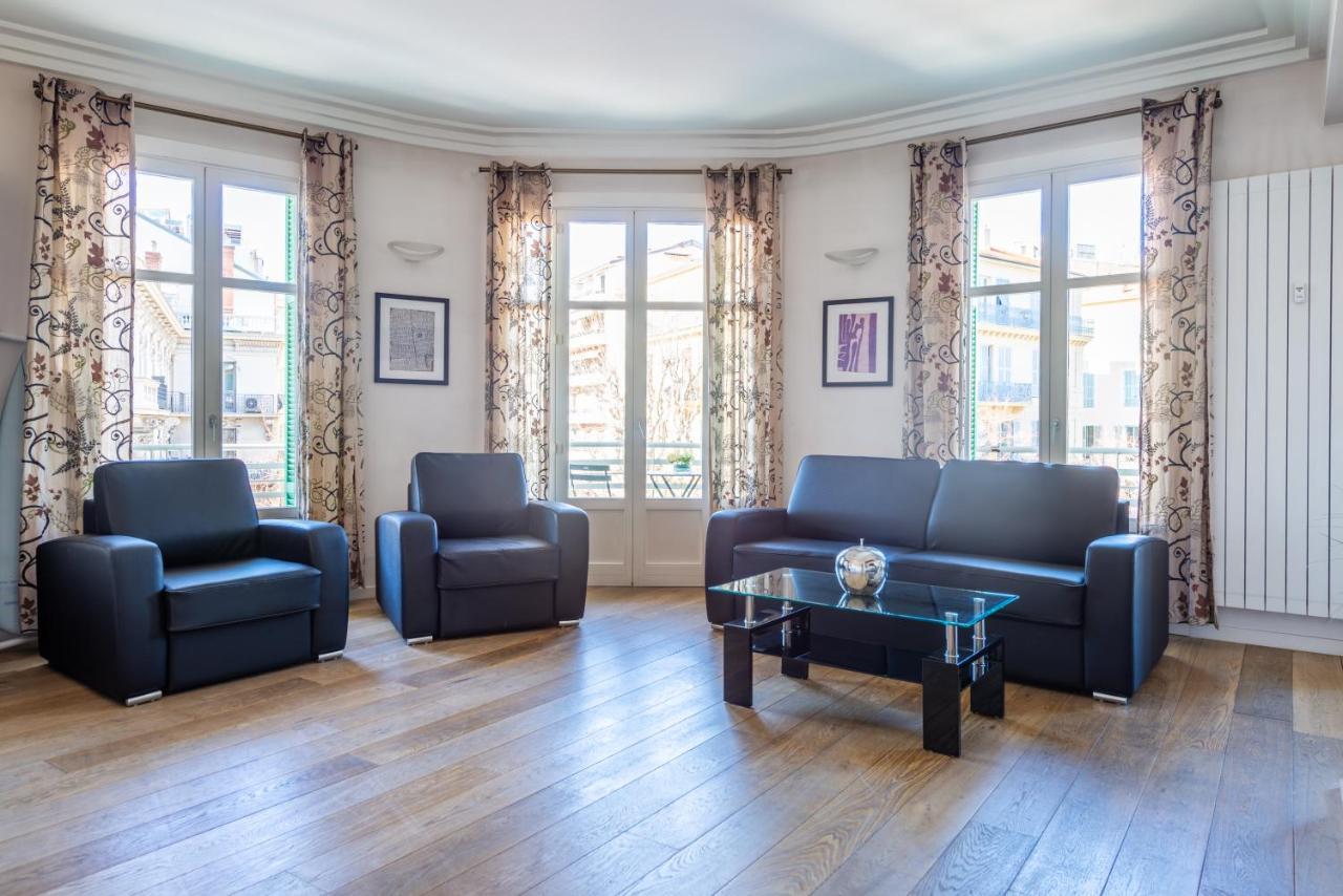 Victor Hugo - Modern And Sunny, Terrace, 2 Baths Apartment *