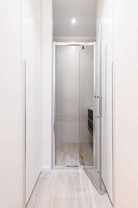 Gesu - 2 Bedroom In Old Town - Gesu Square Apartment