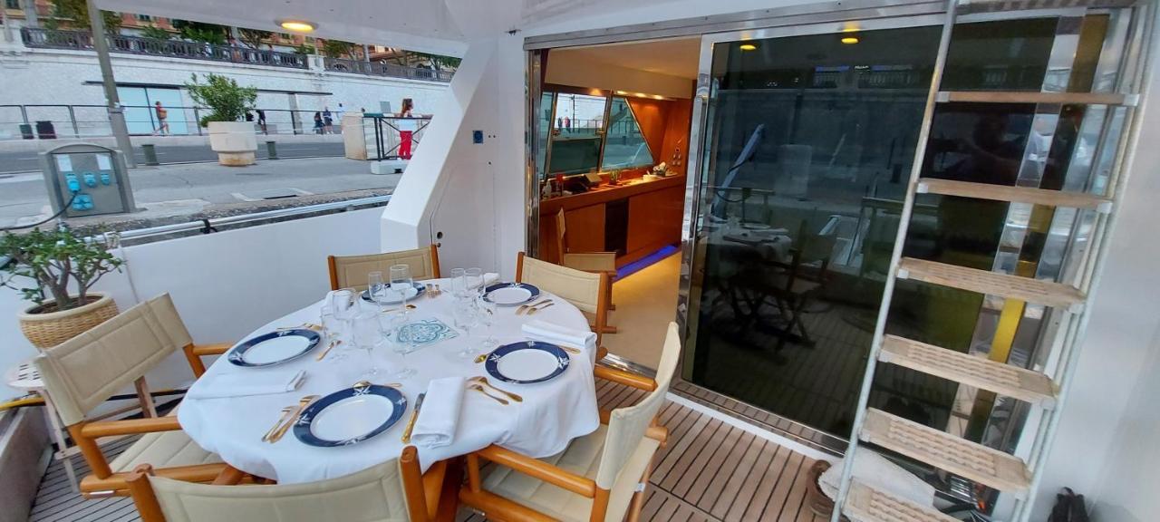 Botel Yacht Charter Cannes Antibes