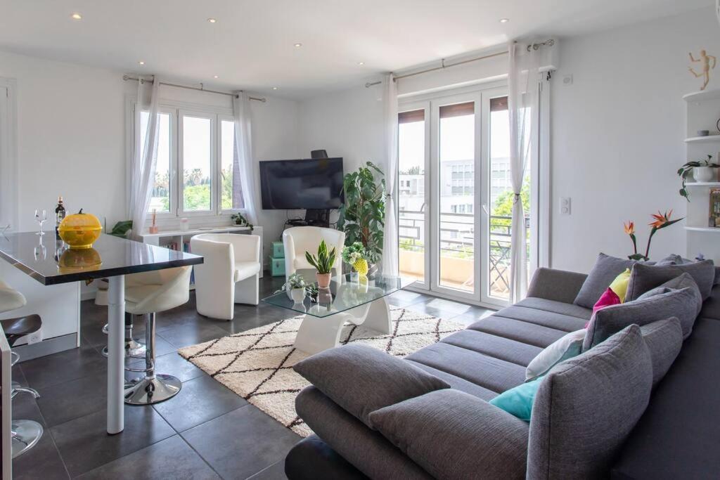 L27 2p Jasmins Sea View Parking & Ac Nice