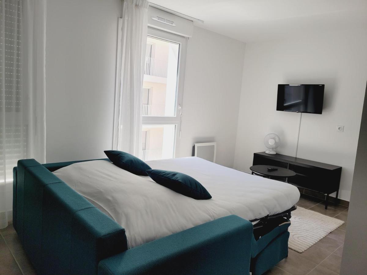 Twenty Business Flats Angely Aparthotel *
