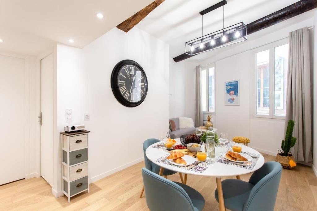 L10 2 Bedrooms Old Wifi 3mins Sea * Nice