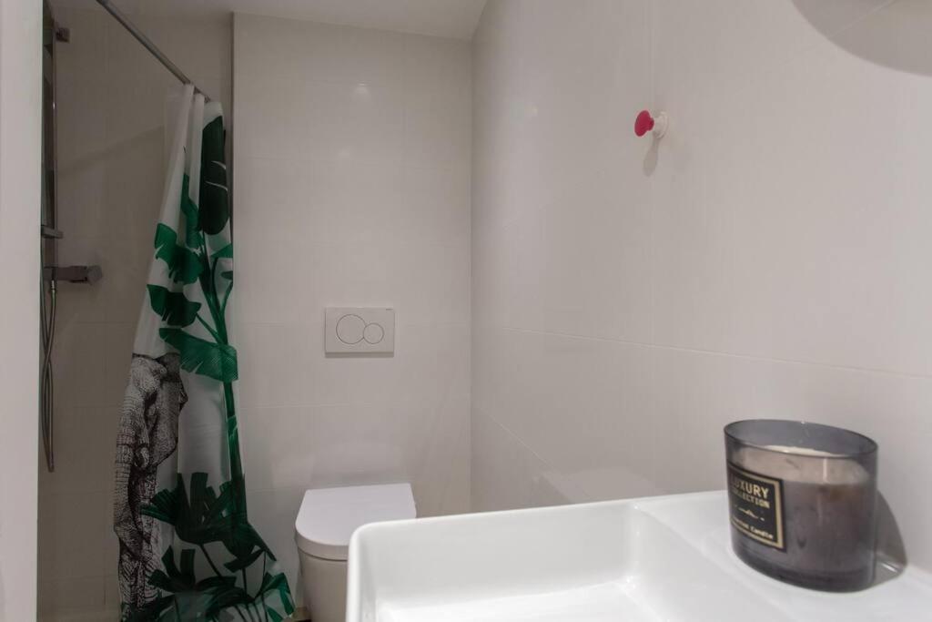 L10 2 Bedrooms Old Wifi 3mins Sea