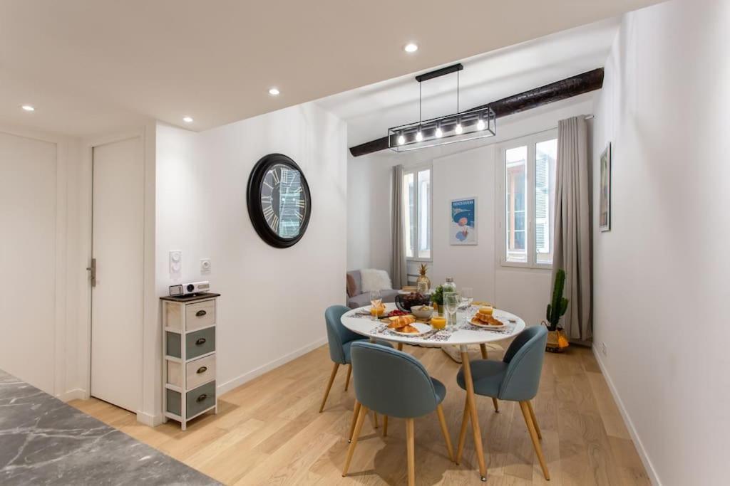 L10 2 Bedrooms Old Wifi 3mins Sea Apartment *