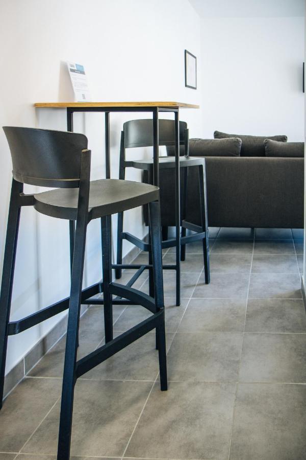 Aparthotel Twenty Business Flats Angely *