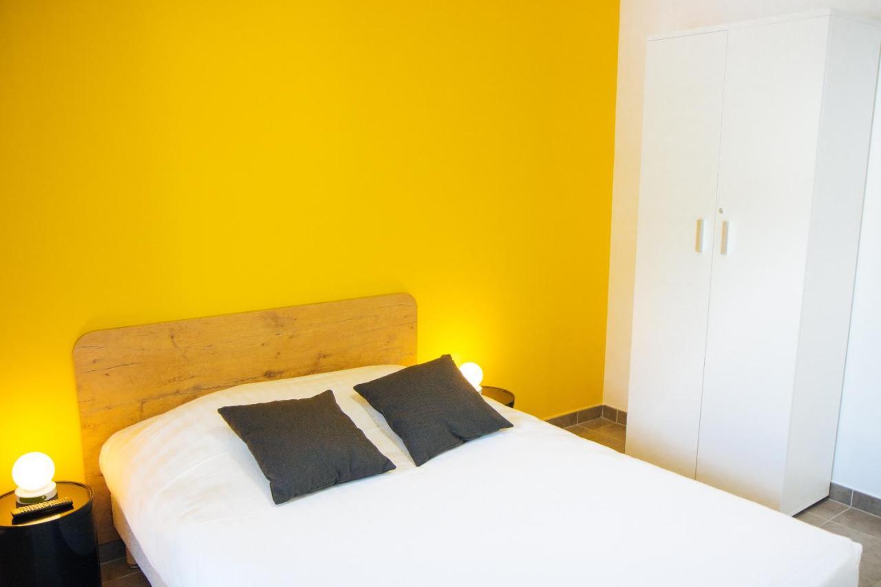 Twenty Business Flats Angely Aparthotel
