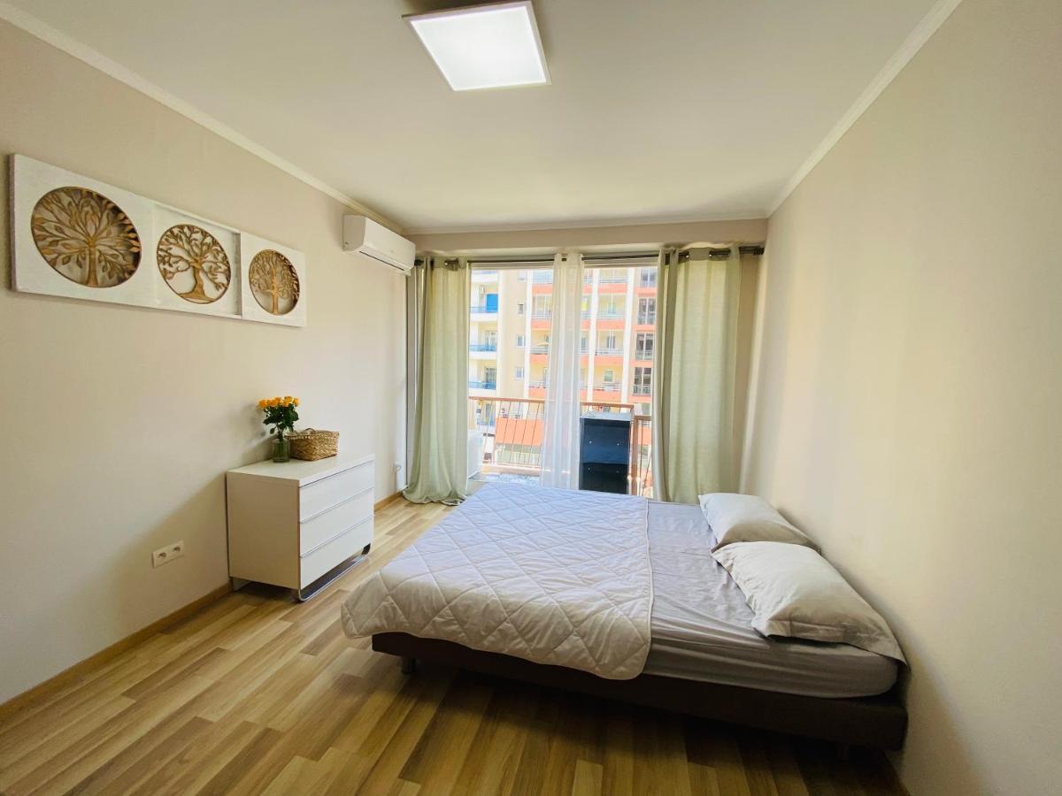 Magnifique 60m2 ,3 Pieces , Equipee,tres Lumineux, 2 Minutes A Pied De La Plage Apartment Nice