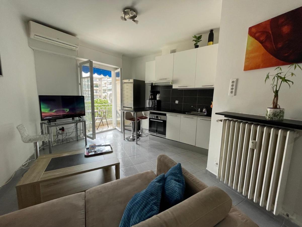 Avenue Des Fleurs Apartment *