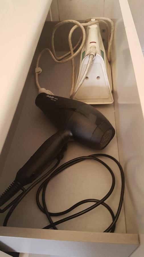 Pour 3 Personnes Au Calme Dans * Nice