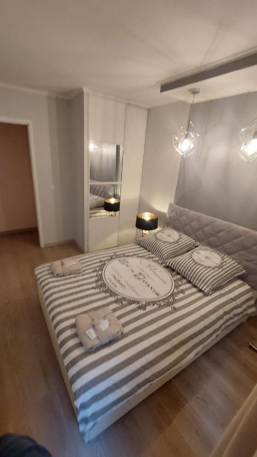 Apartment-avenue Des Fleurs - 06000