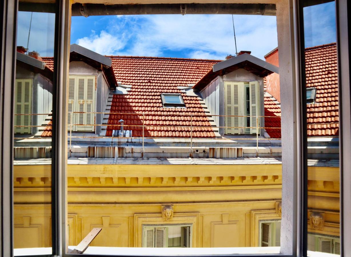 Lovely Split In The Heart Of The Old-town Apartment *