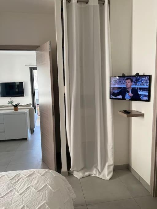 Apartment Tres Joli 2 Pieces Calme Ensoleille Avec Piscine *