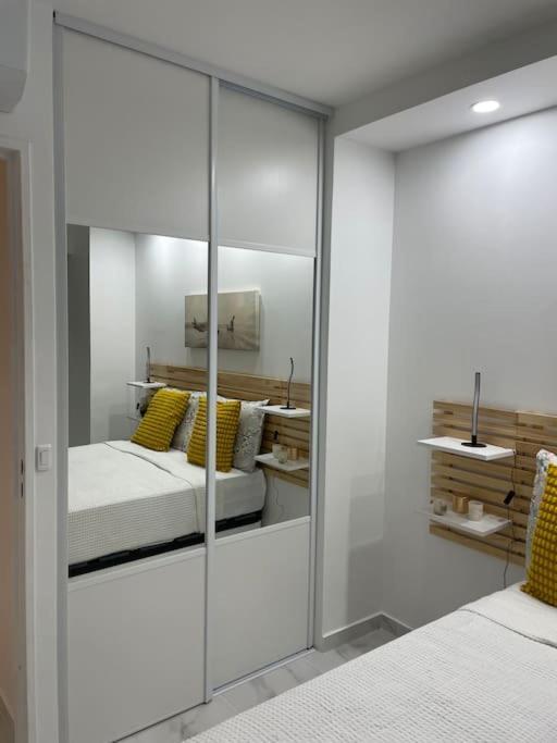 Superbe Carre Delfino Port De Apartamento Nice