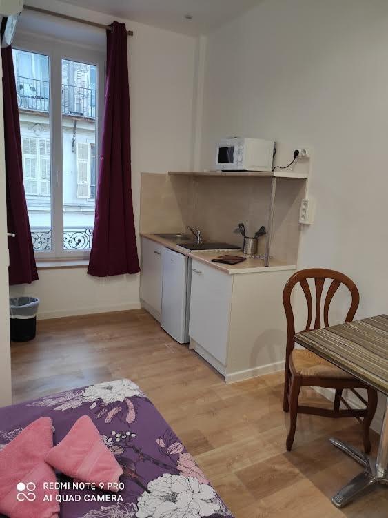 Lyonnais Albergue