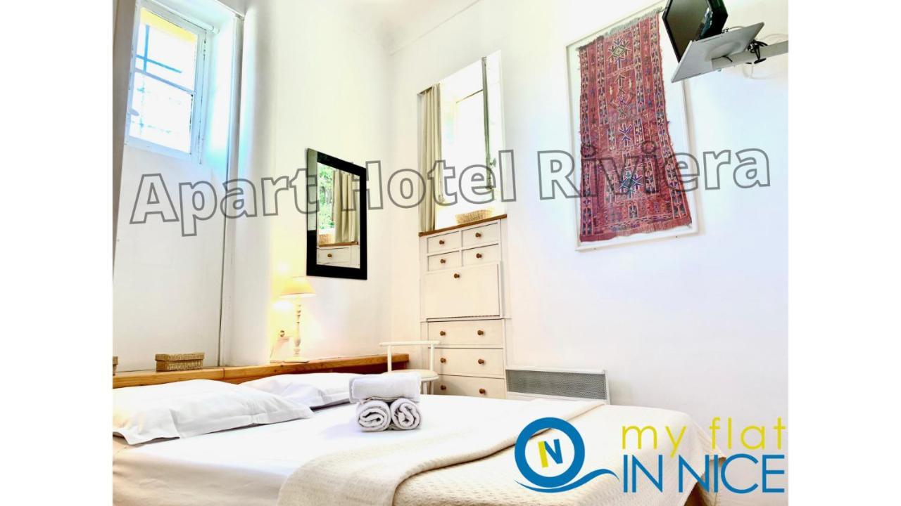 Riviera: Old Town Charm With Sea View Balcony