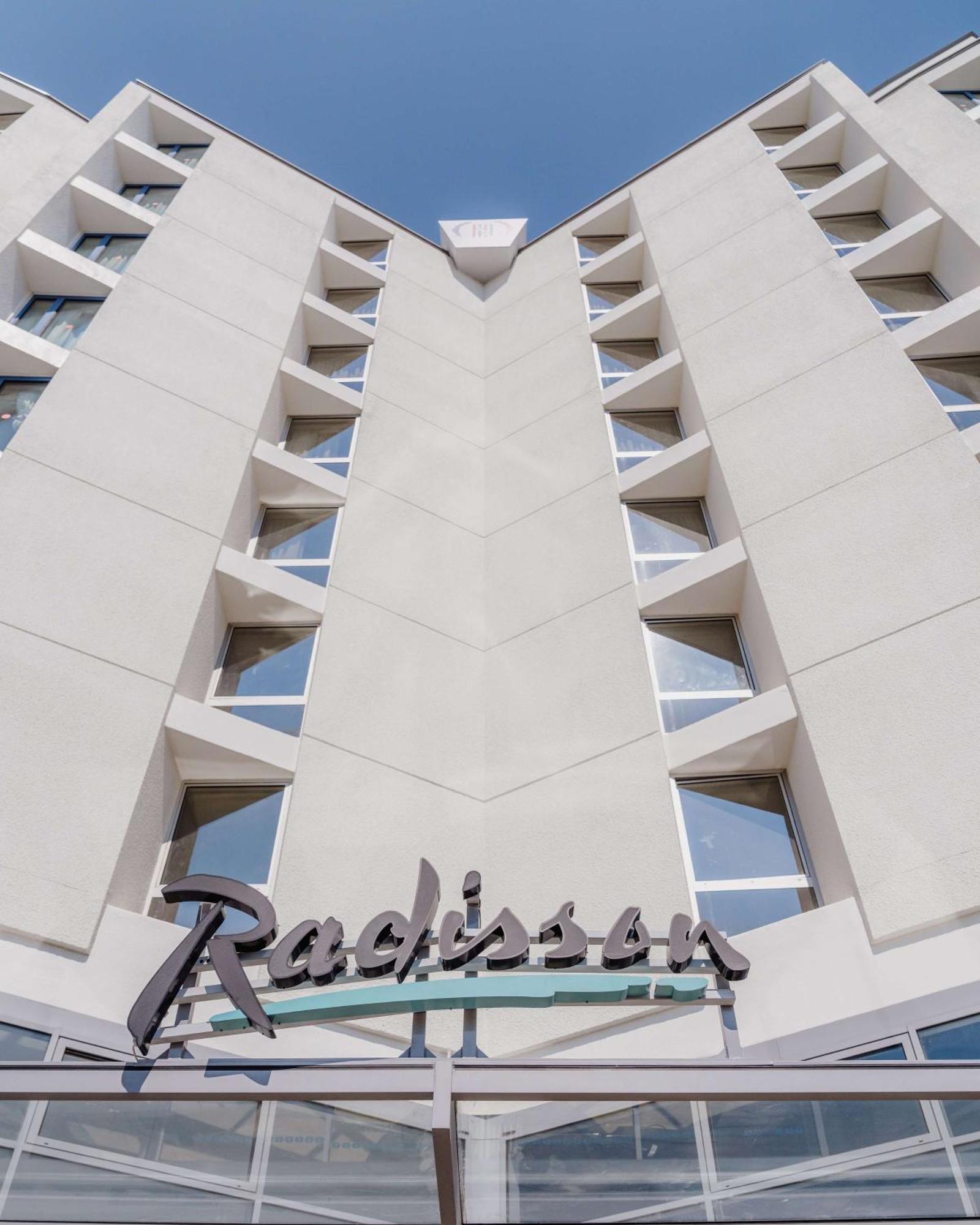 Hotel Radisson Airport