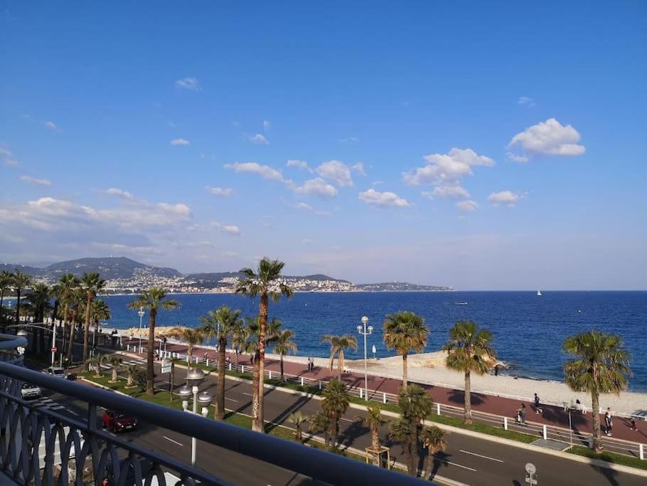 Front, Superbe Pour 4 Personnes Nice